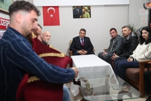 Düzce Valimiz Sayın Selçuk Aslan Derneğimizi Ziyaret Etti!